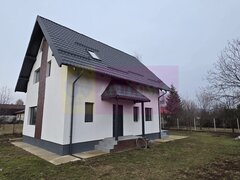 Vila de vanzare cu 4 camere in Brebu